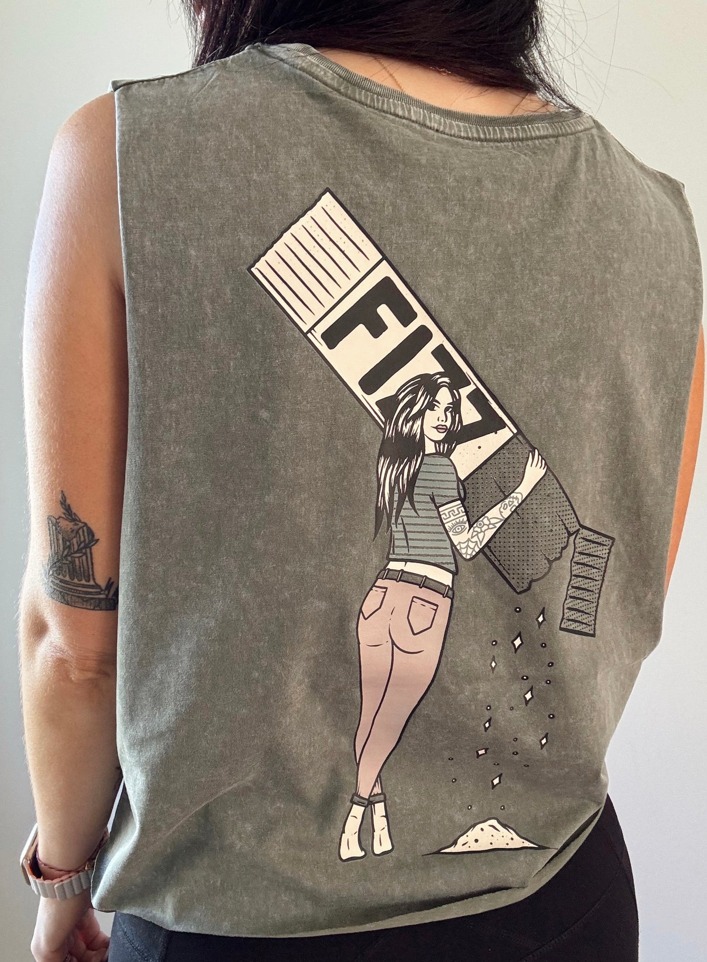 NEW! Fizz Around + Find Out Muscle Tank
